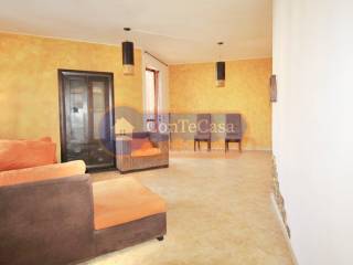 Salone