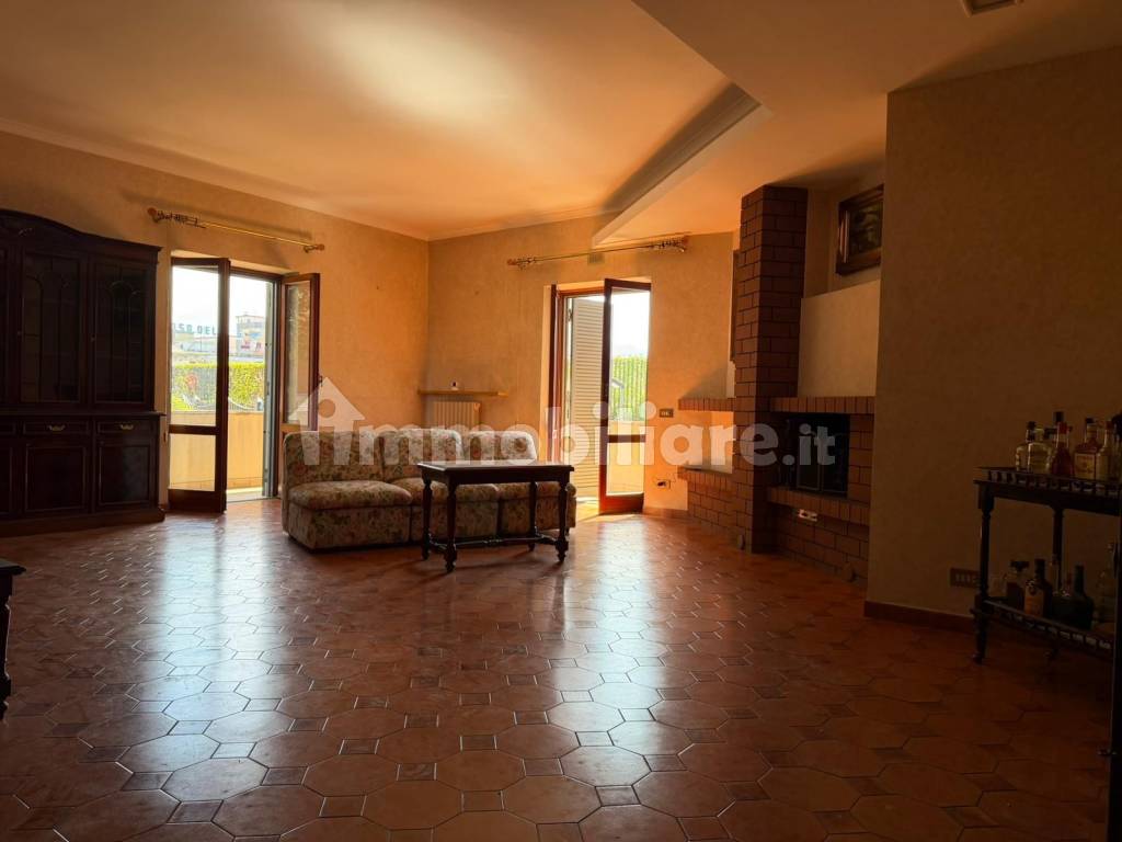 Salone