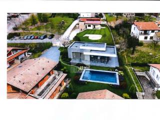 Zona