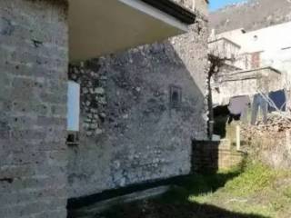 Zona