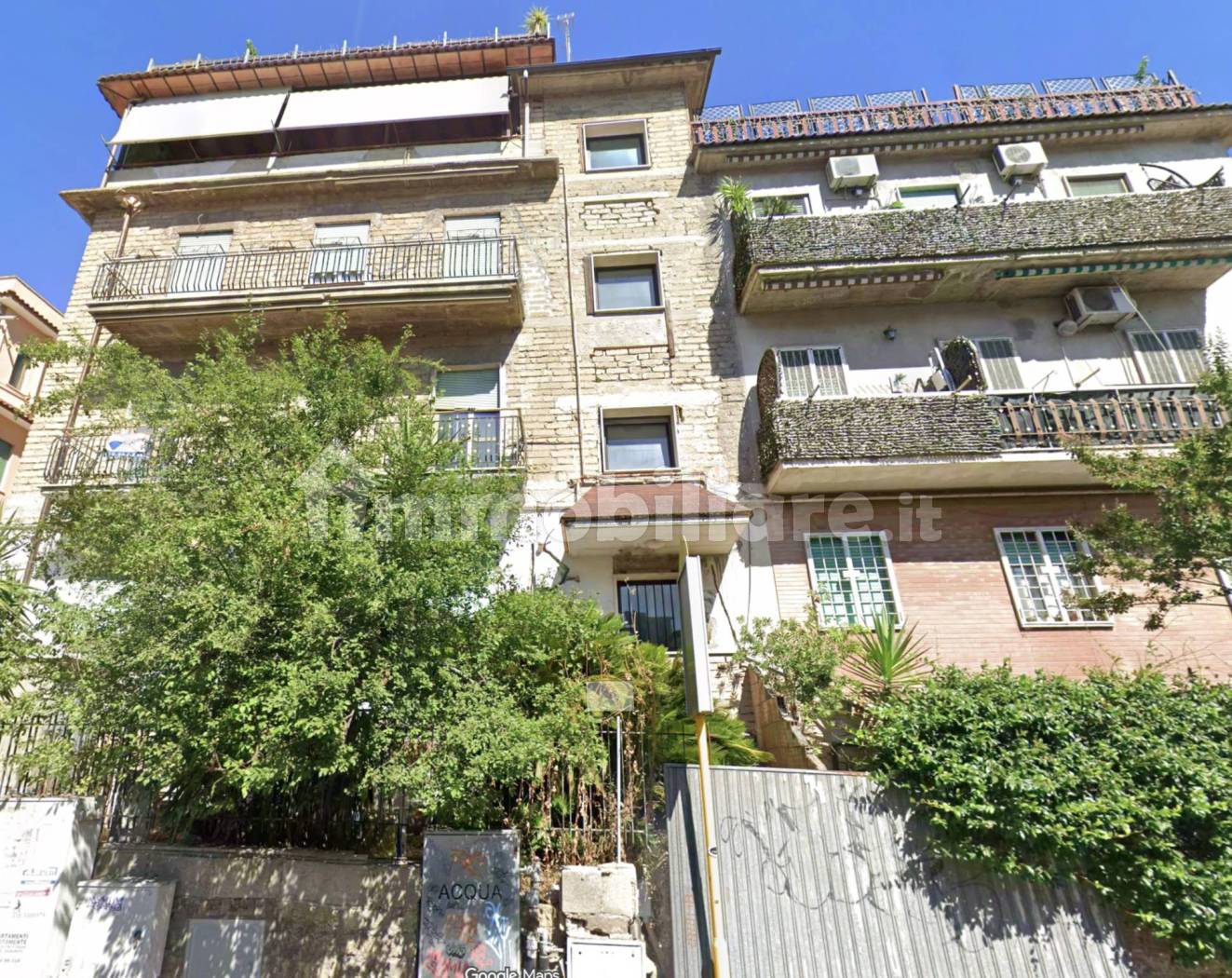 Palazzo - Stabile in vendita a Roma