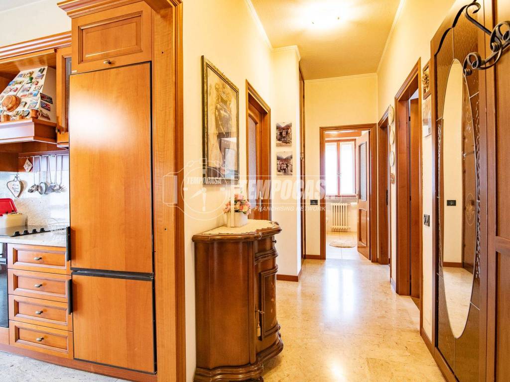 Vendita Appartamento Treviglio. Trilocale in via Abate Crippa 41. Buono ...