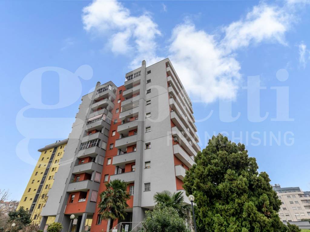 Vendita Appartamento Rozzano. Quadrilocale in via Guido Rossa, 13 ...
