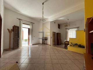Salone
