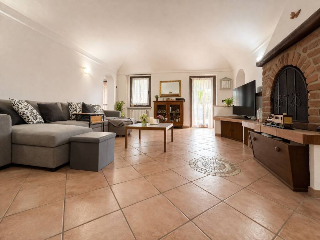 Salone