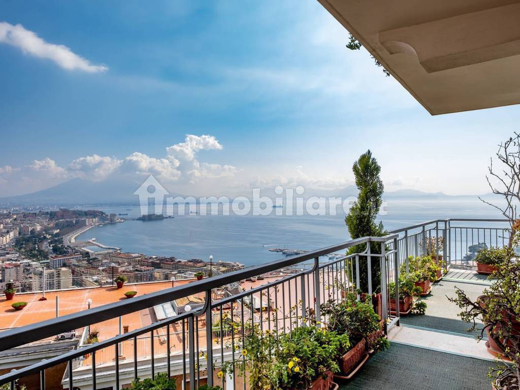 Vendita Appartamento In Via Tasso Napoli Buono Stato Terzo Piano vendita-appartamento-in-via-tasso-napoli-buono-stato-terzo-piano