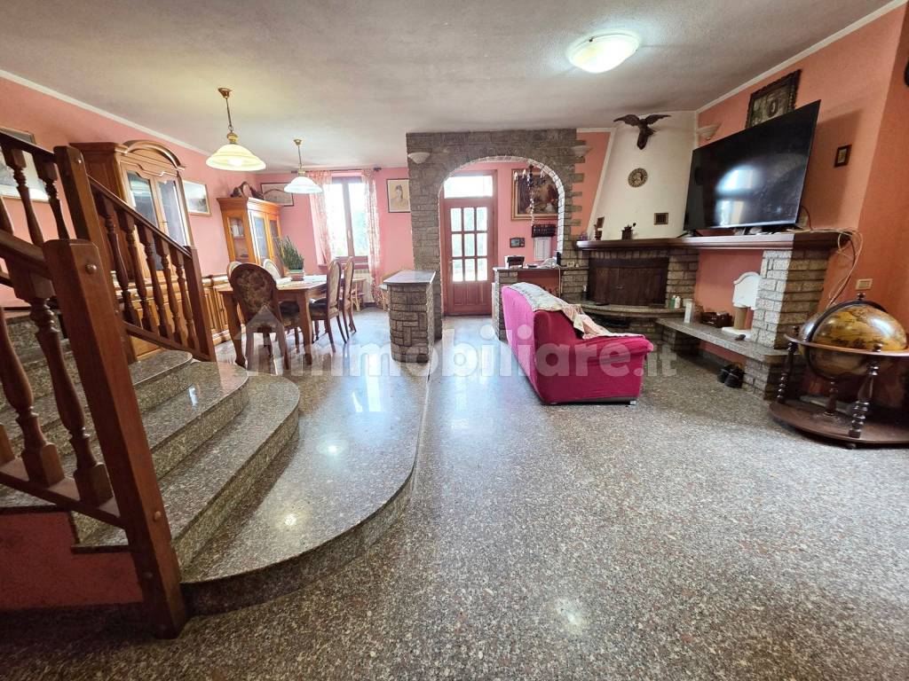 Salone