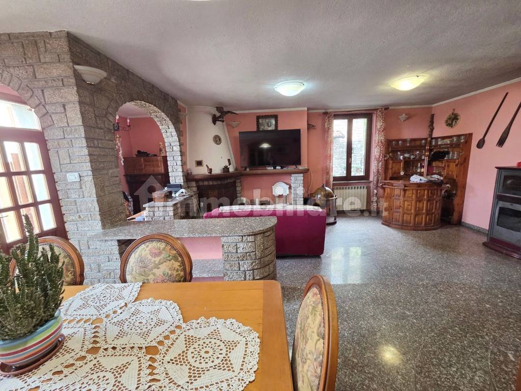 Salone