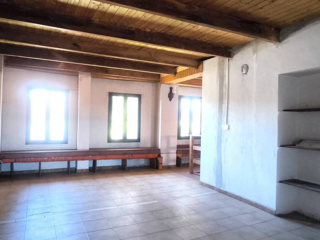 Stanza non arredata