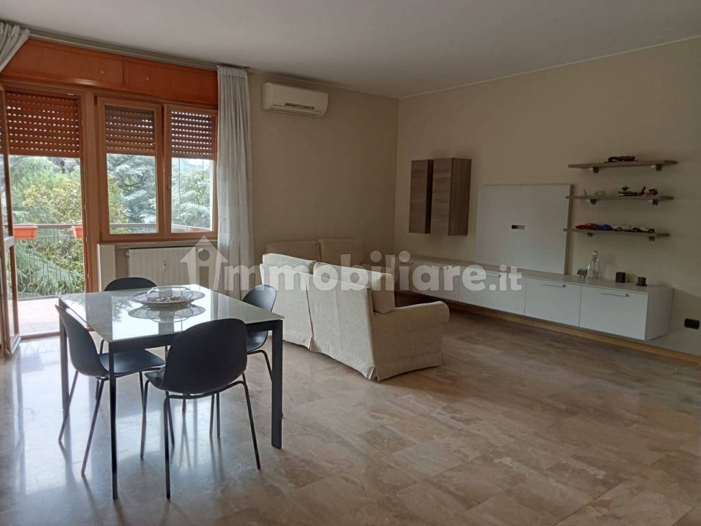 Vendita Appartamento Treviglio. Quadrilocale in viale Piave 6. Ottimo ...