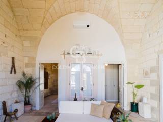 Salone