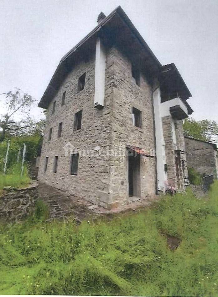 Appartamento in vendita a Pievepelago