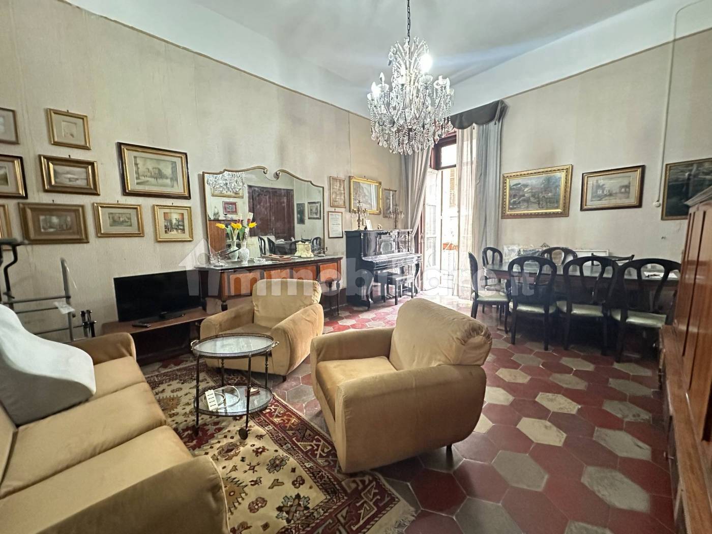 Appartamento in vendita a Napoli