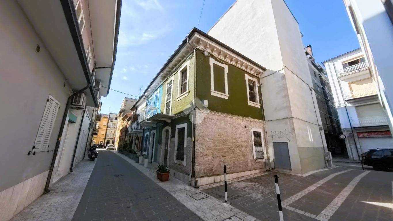 Casa indipendente in vendita a Civitanova Marche