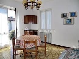 Palazzo - Stabile in vendita a Frattaminore