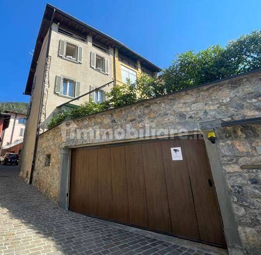 Casa indipendente in vendita a Gandino