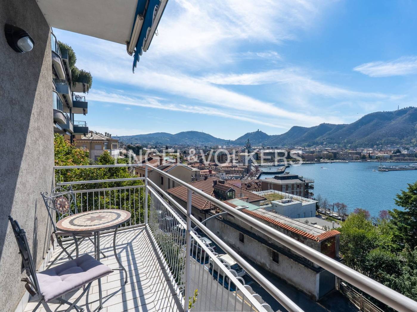 Appartamento in vendita a Como