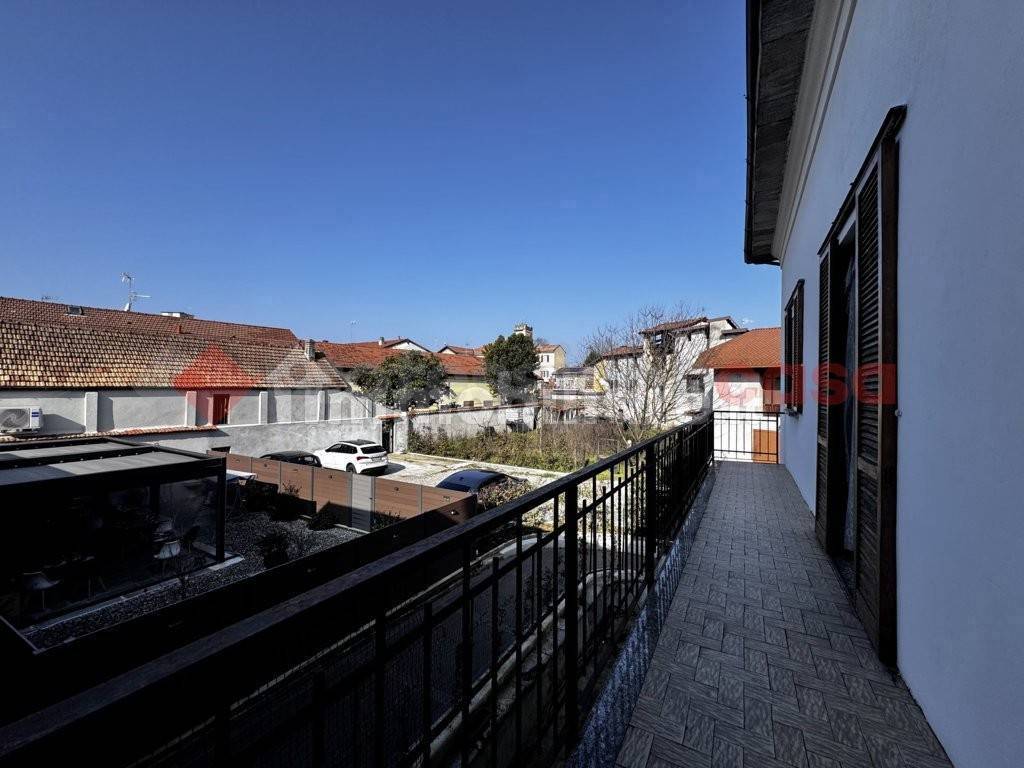 Casa indipendente in vendita a Castelletto Sopra Ticino