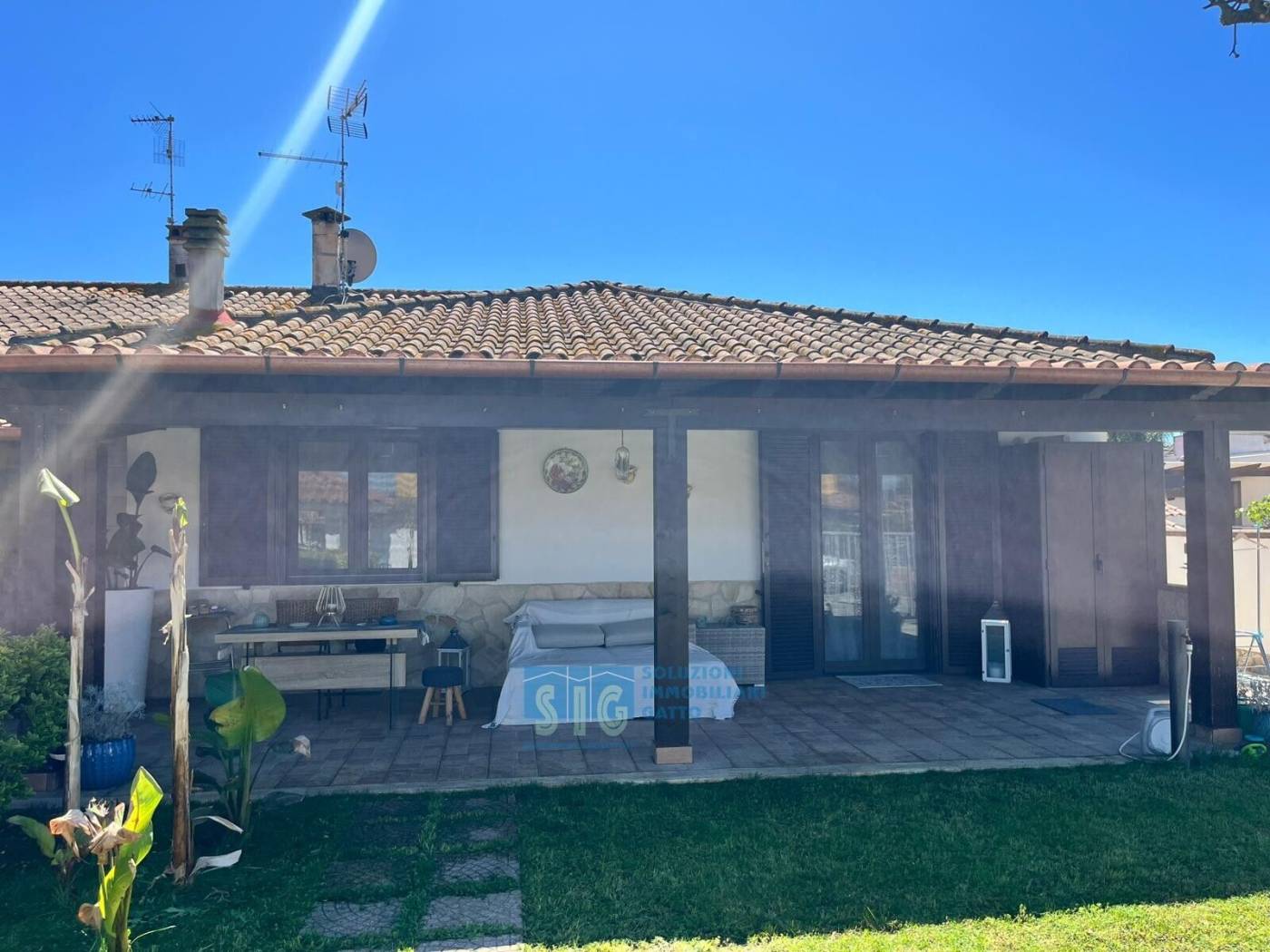 Semi-Detached Villa in Latina, Strada Macchia Grande - 2