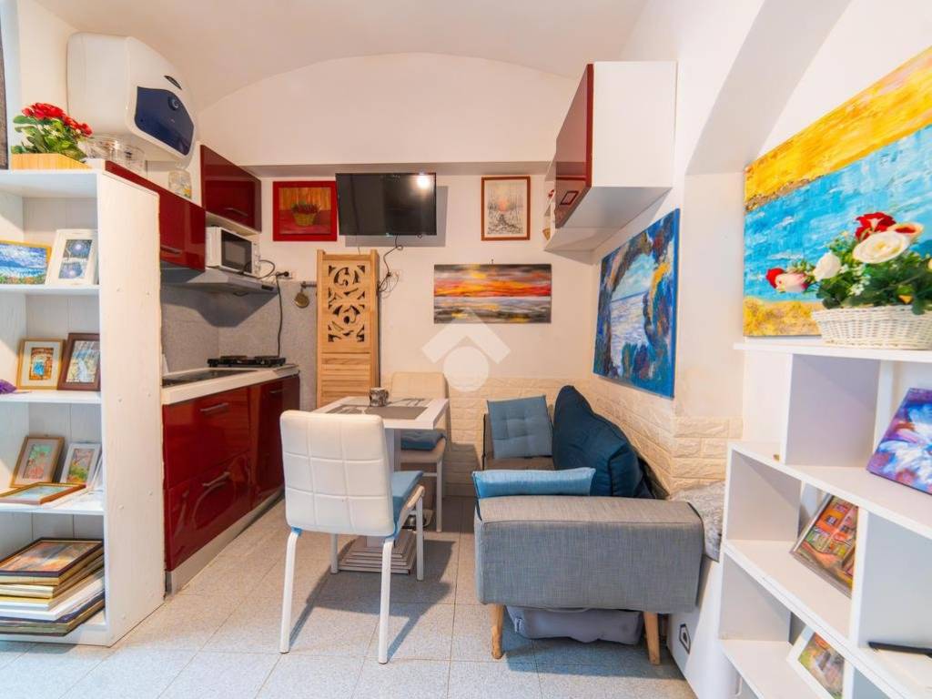 Salone