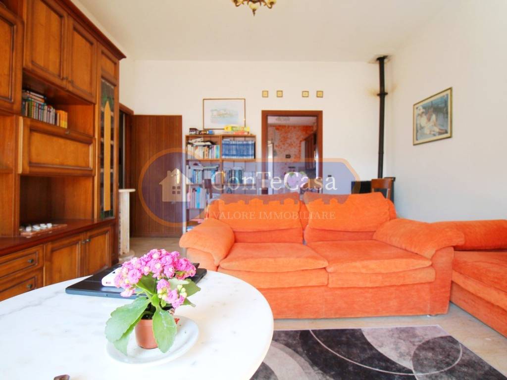 Salone
