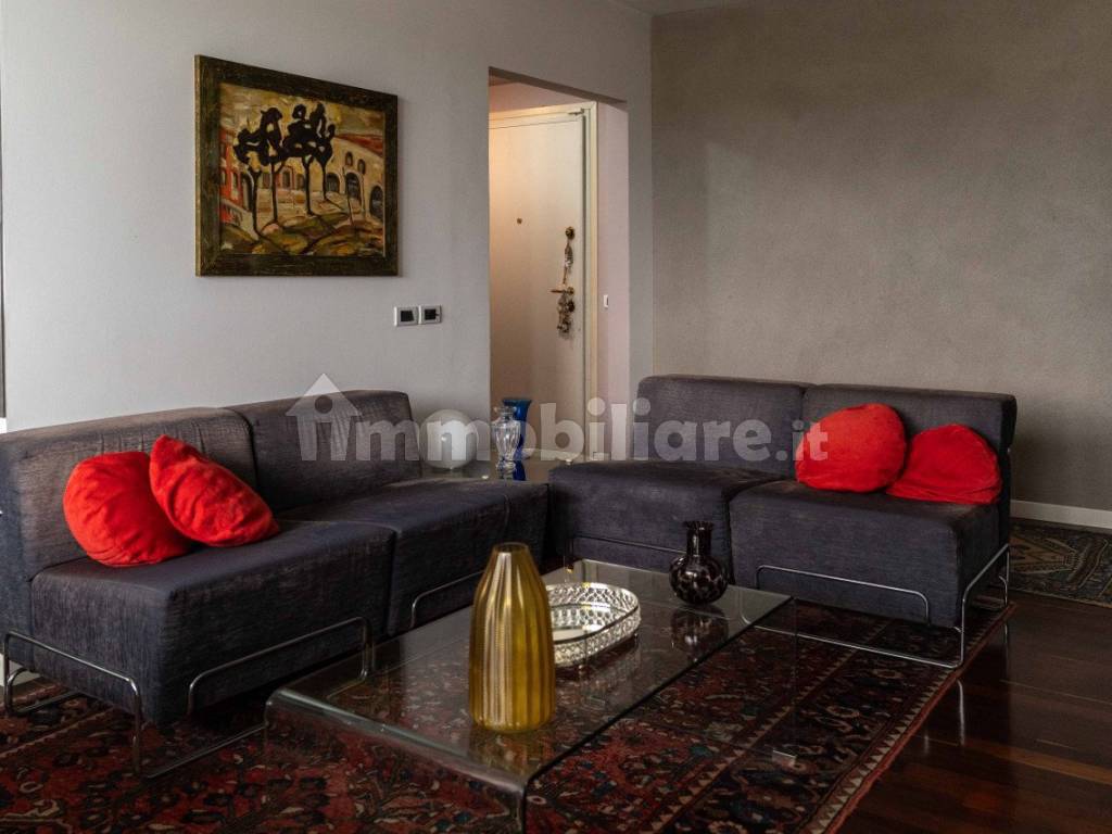 Salone