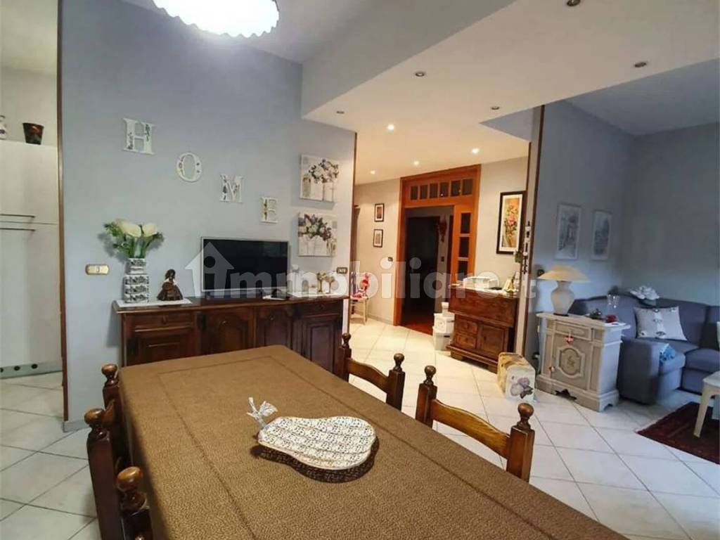 Salone