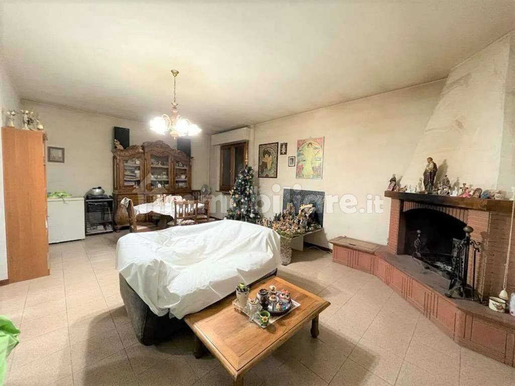Salone