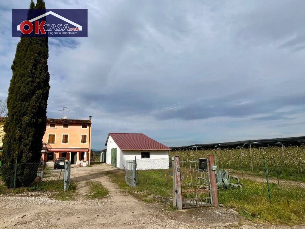 Rustico - Casale in vendita a Valeggio sul Mincio