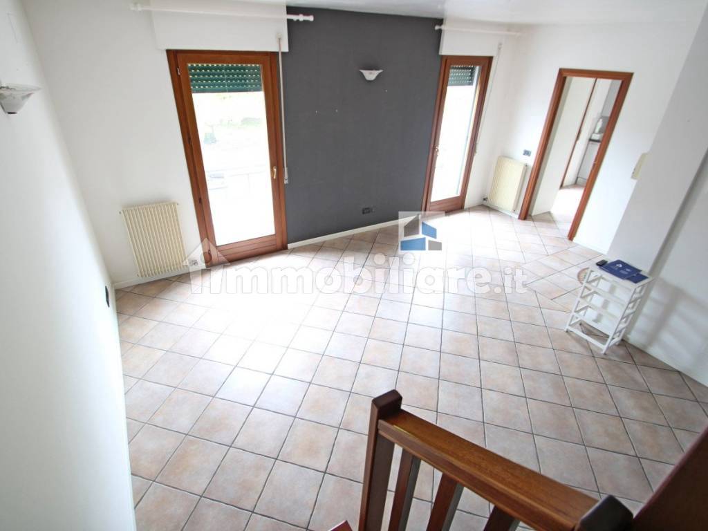 Scaffale Angolare A Parete A Forma Di Nido D'ape – 2 Pezzi, In Legno 19,4x19,4x5 Cm, Per Bagno, Cucina, Ufficio E Camera
