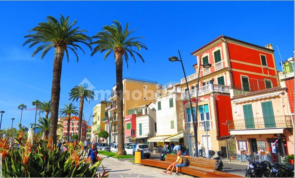 Appartamento in vendita a Ceriale