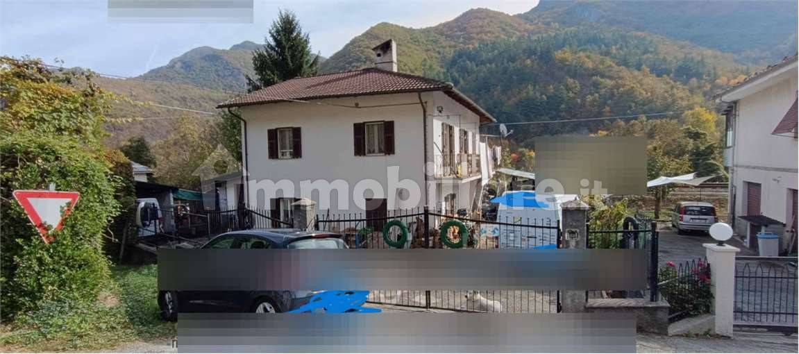 Casa indipendente in vendita a Ormea