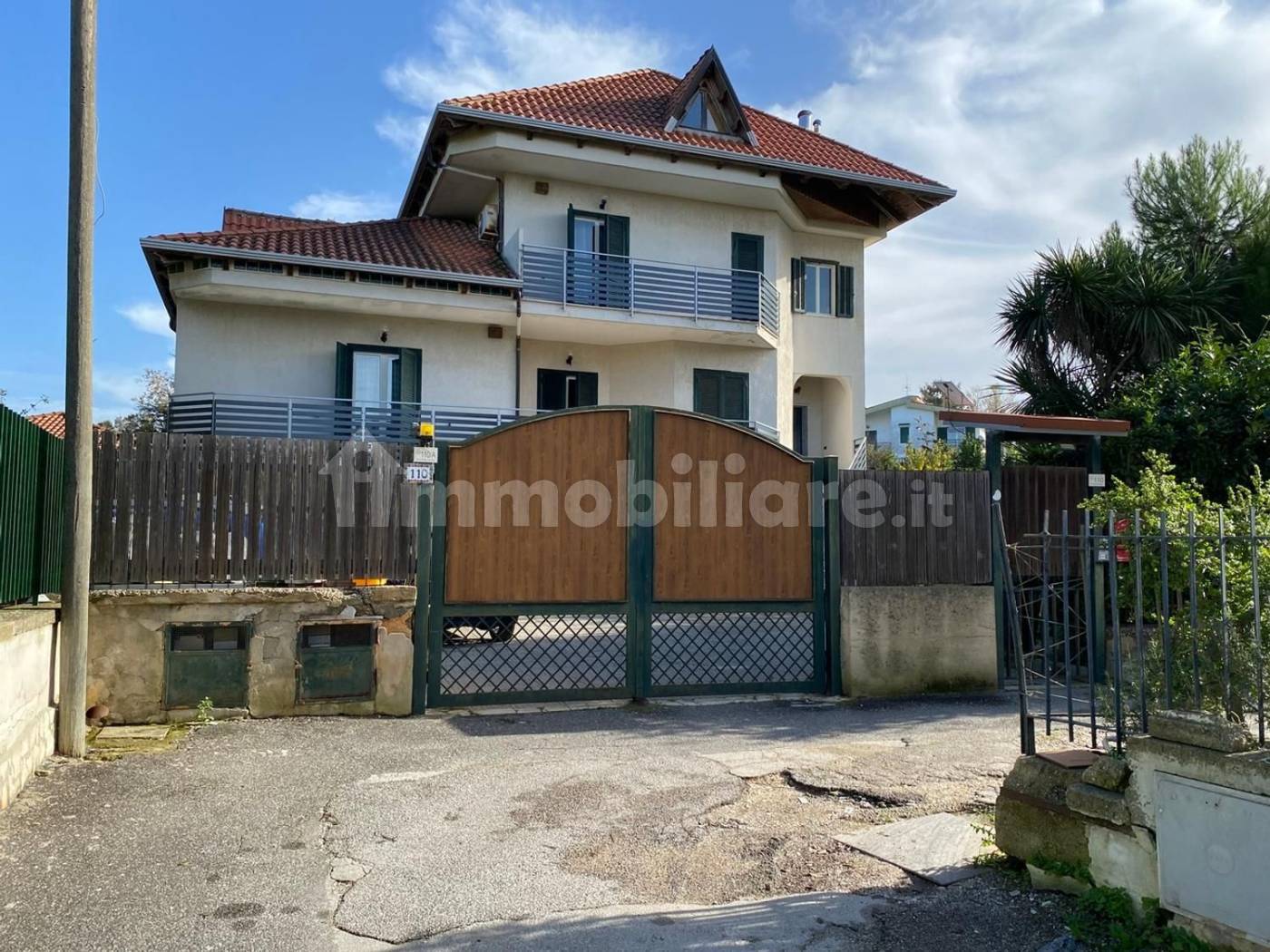 Villa in vendita a Giugliano in Campania