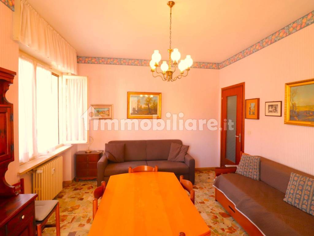 Salone
