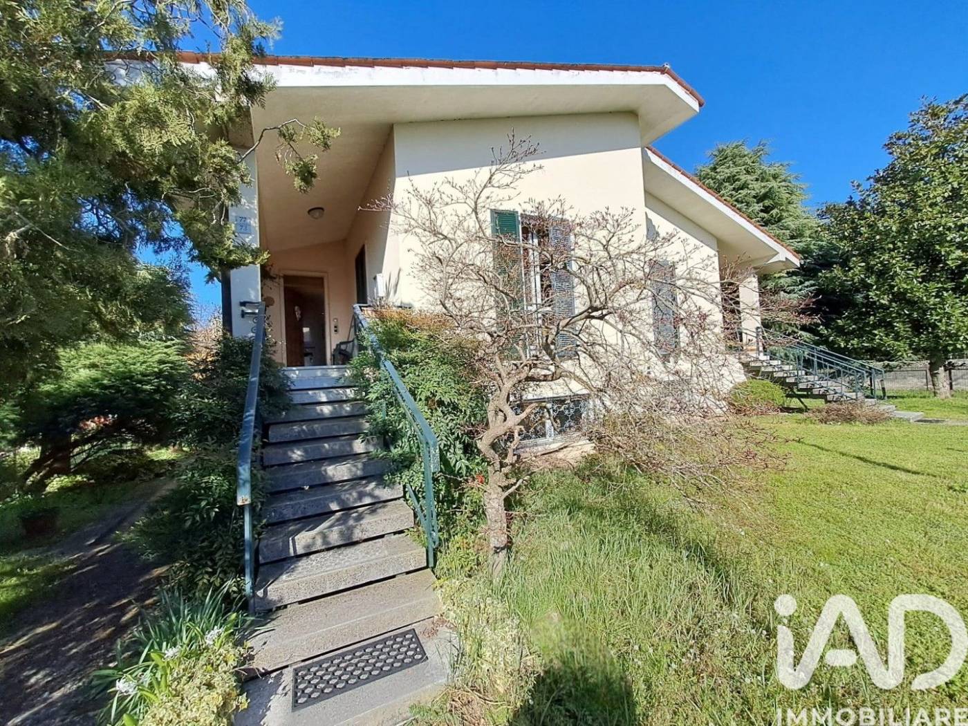 Semi-Detached Villa with Generous Spaces in Crespino - 2