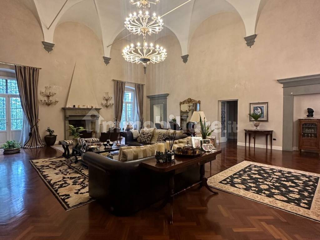 Salone