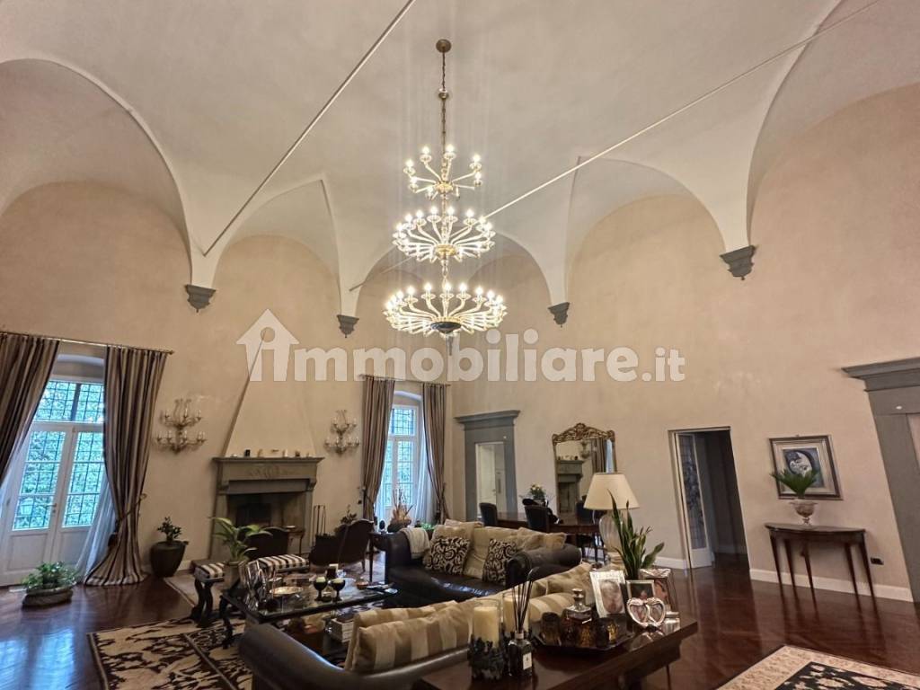 Salone