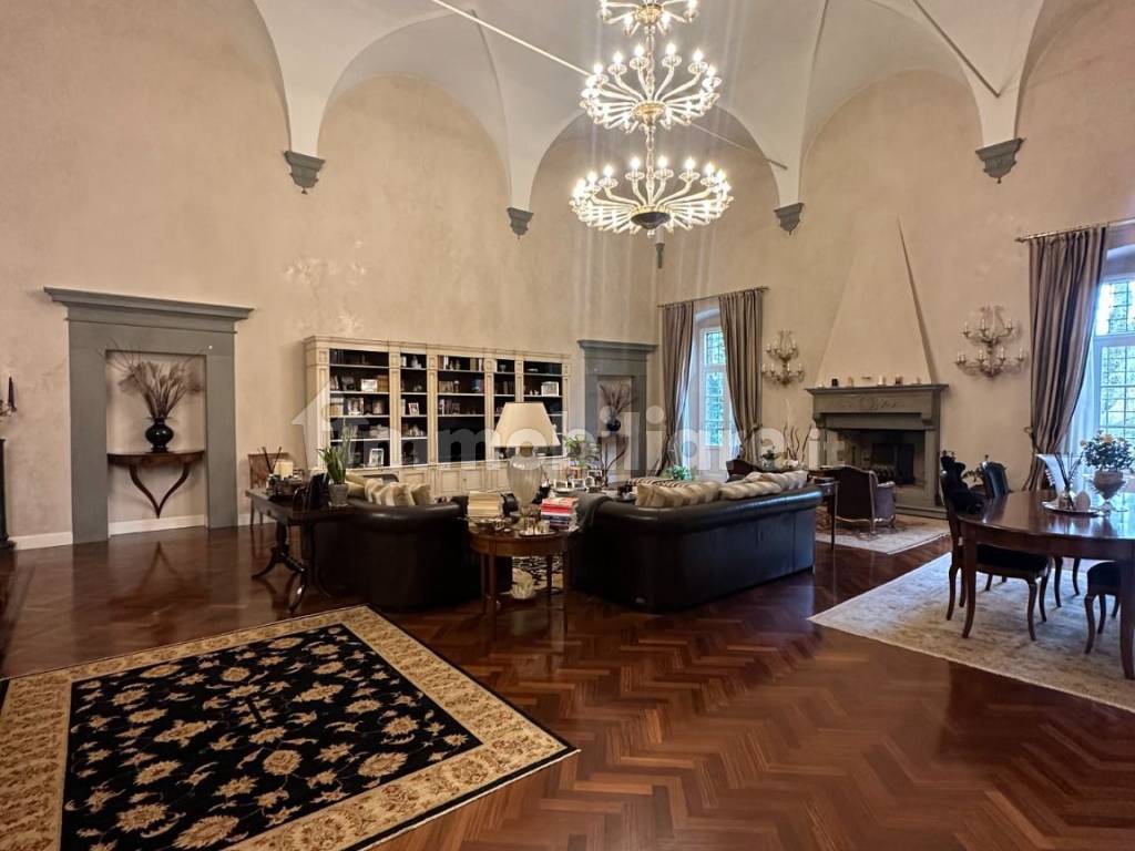 Salone