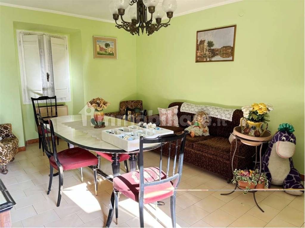 Salone