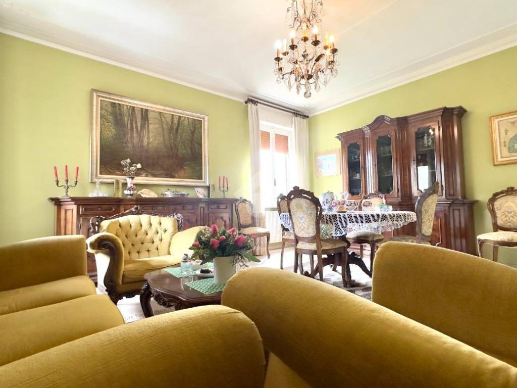 Salone