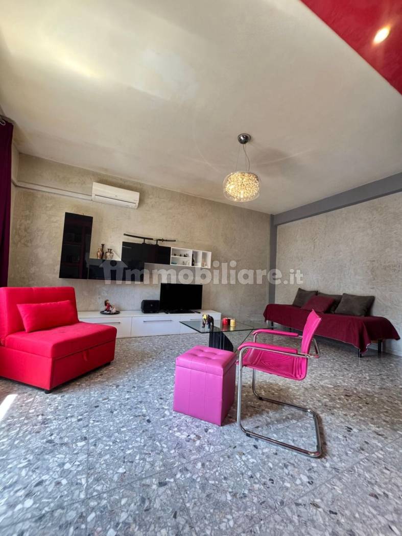 Ampio Appartamento 120mq con Vista Parco - Via Corsica Centro - foto 2
