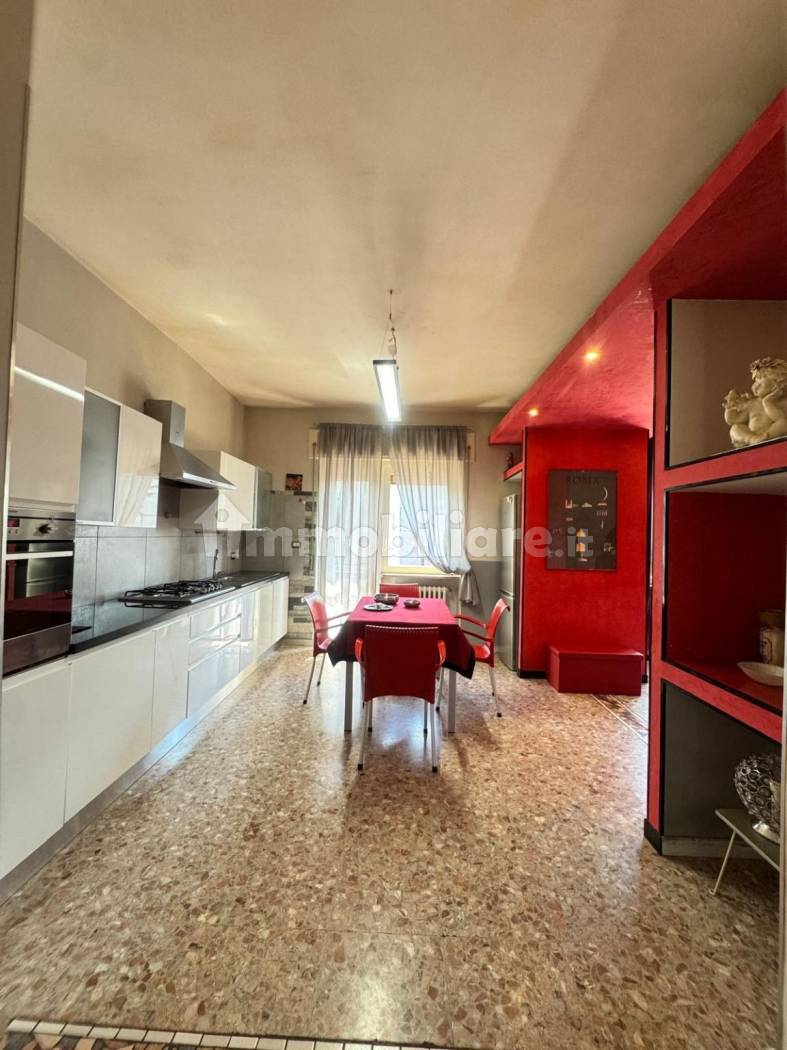 Ampio Appartamento 120mq con Vista Parco - Via Corsica Centro