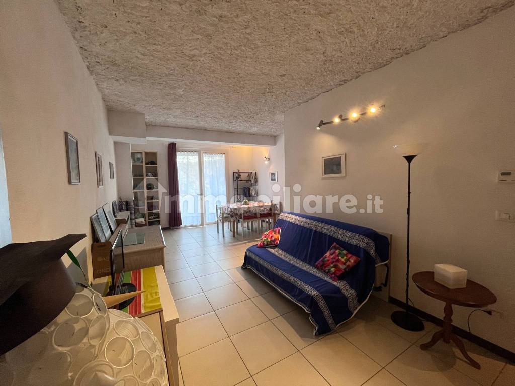Salone
