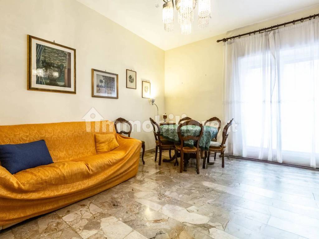 Vendita Appartamento Roma. Quadrilocale, Buono stato, primo piano, con ...