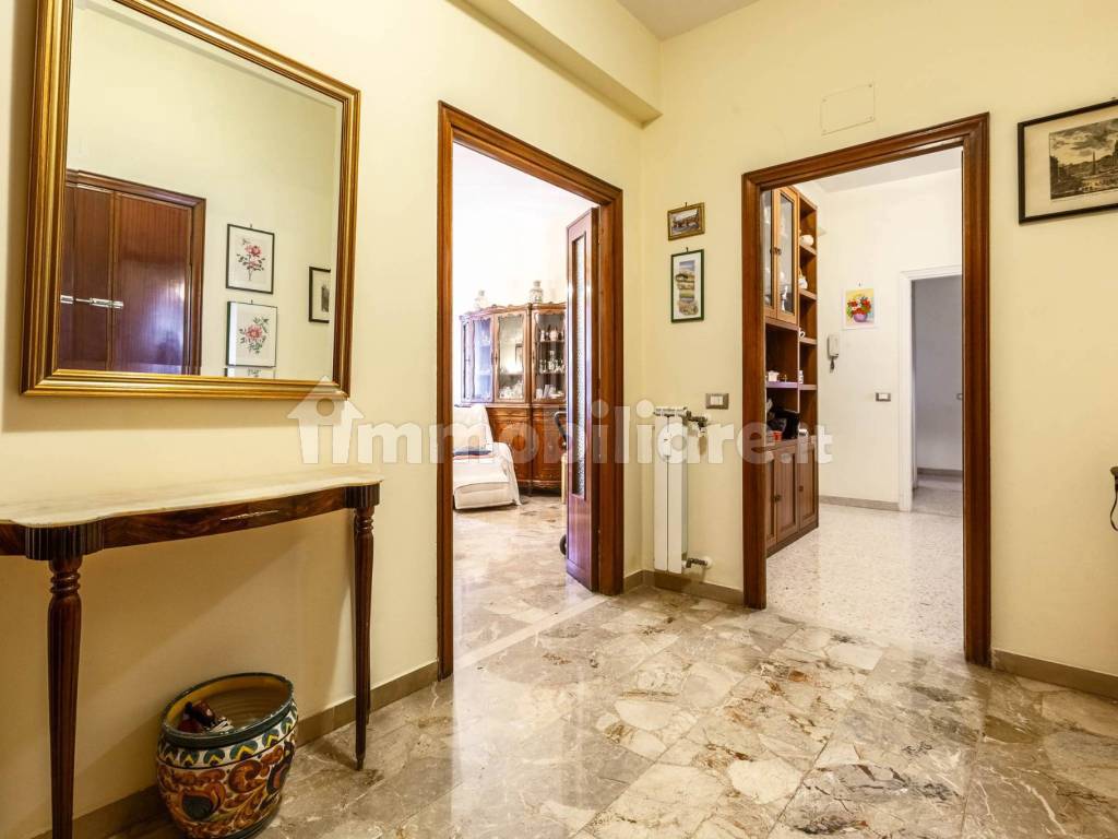 Vendita Appartamento Roma. Quadrilocale, Buono stato, primo piano, con ...
