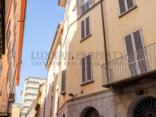 Bilocale via dei Fabbri, Carrobbio, Milano