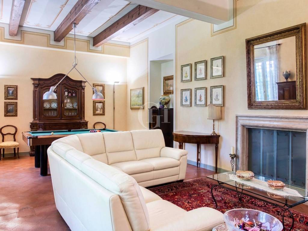 Salone