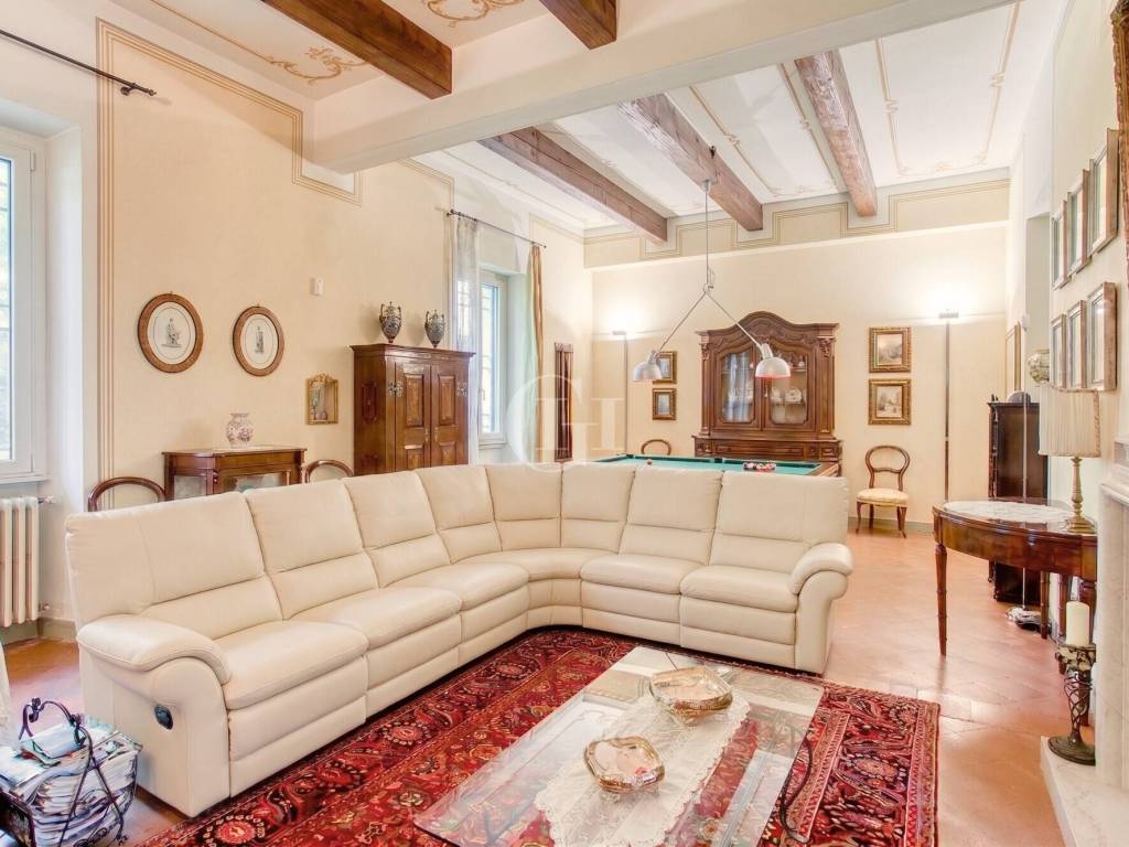 Salone