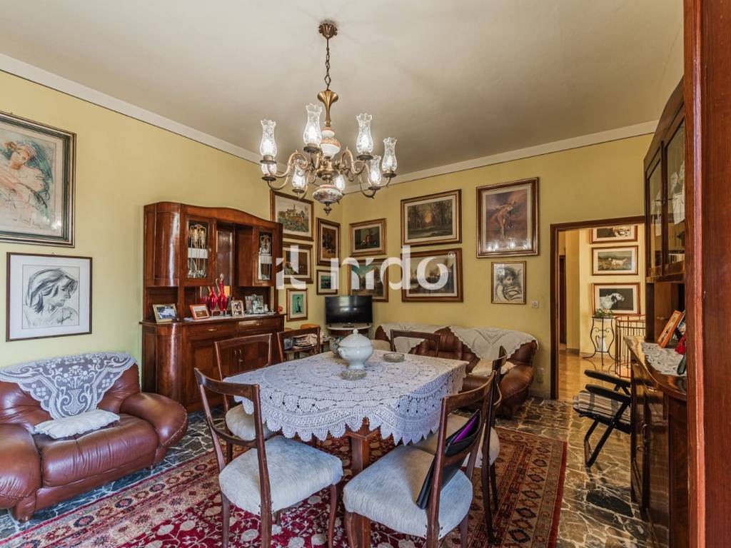 Salone