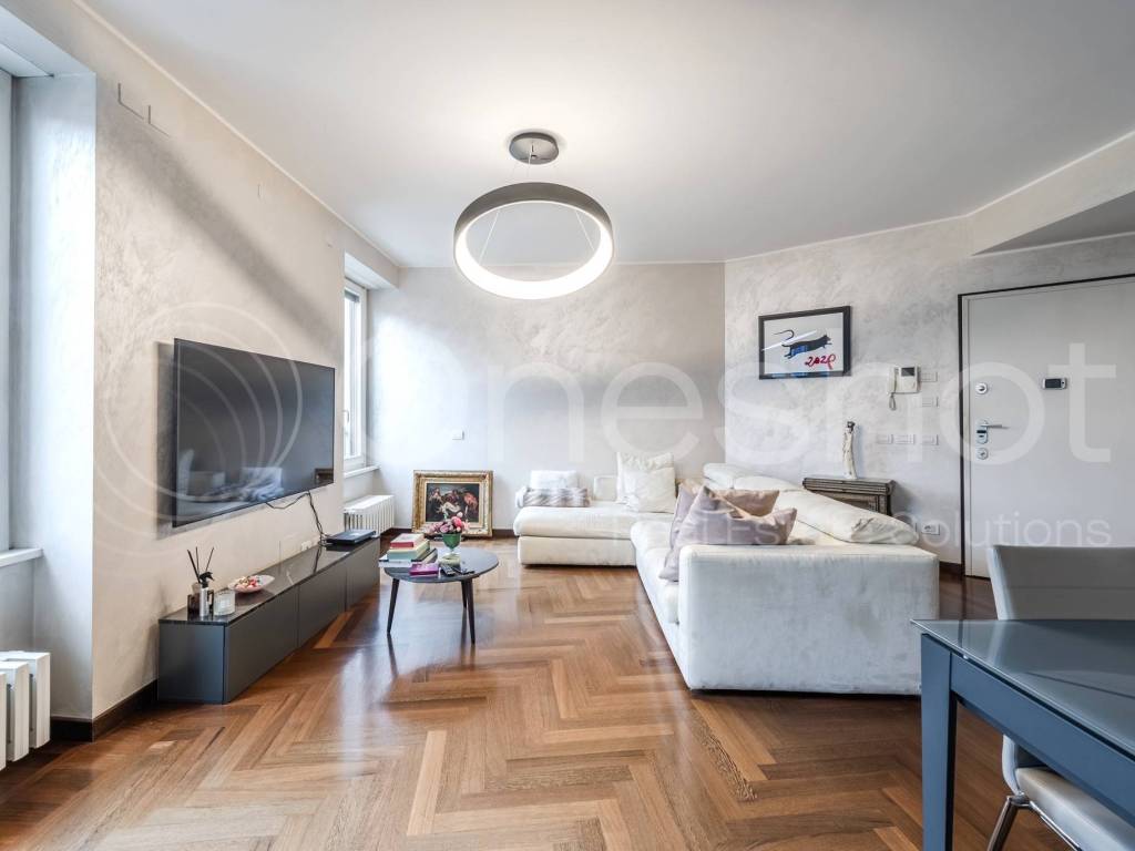 Salone